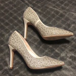 Sparkly Silver Rhinestone Heels size 7